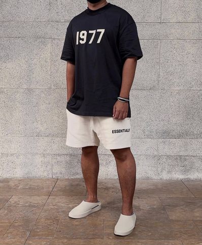 FEAR OF GOD Essentials Graphic Sweat Shorts "White"