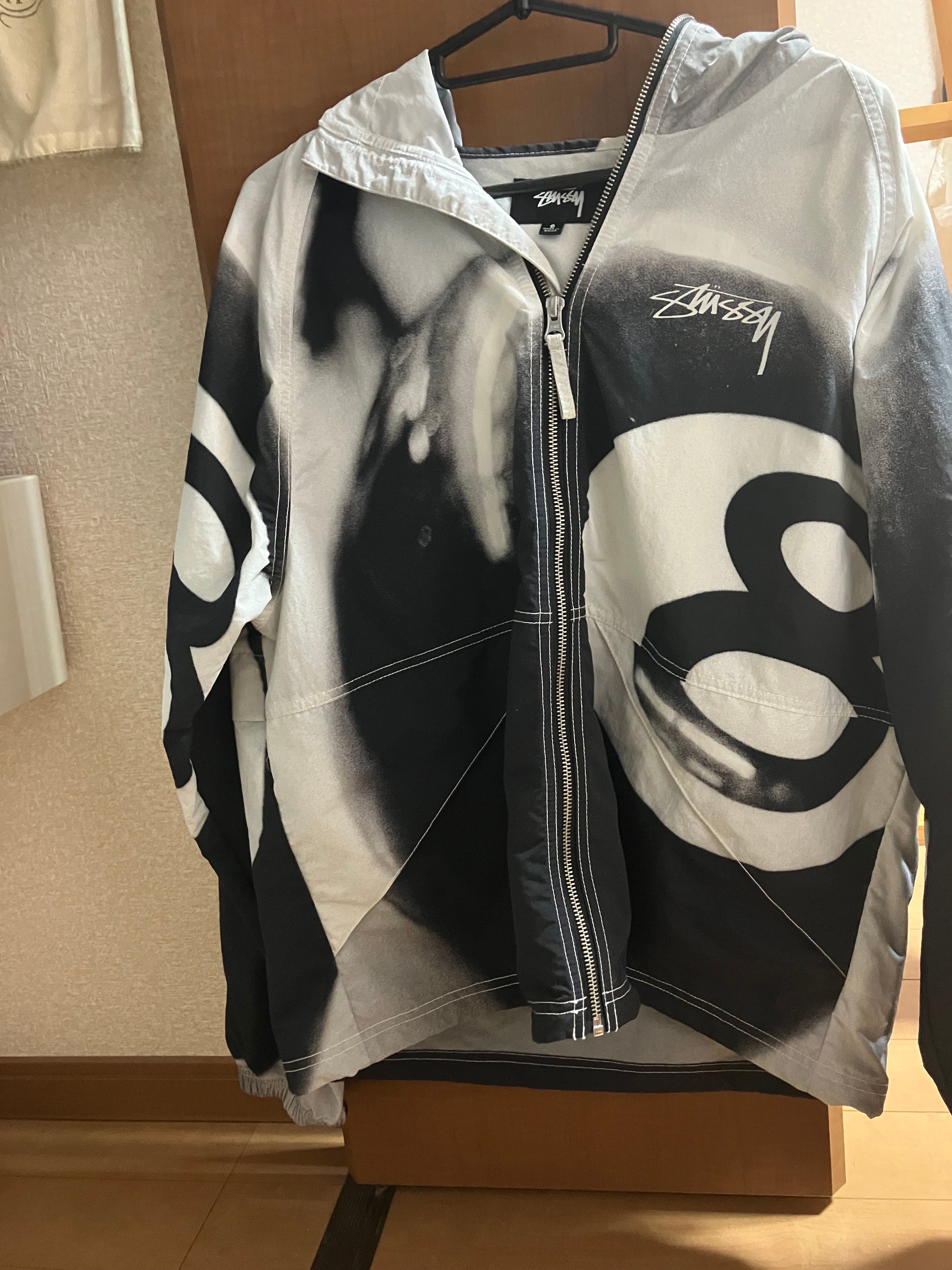 Stussy 8 Ball Beach Shell "Grayscale"