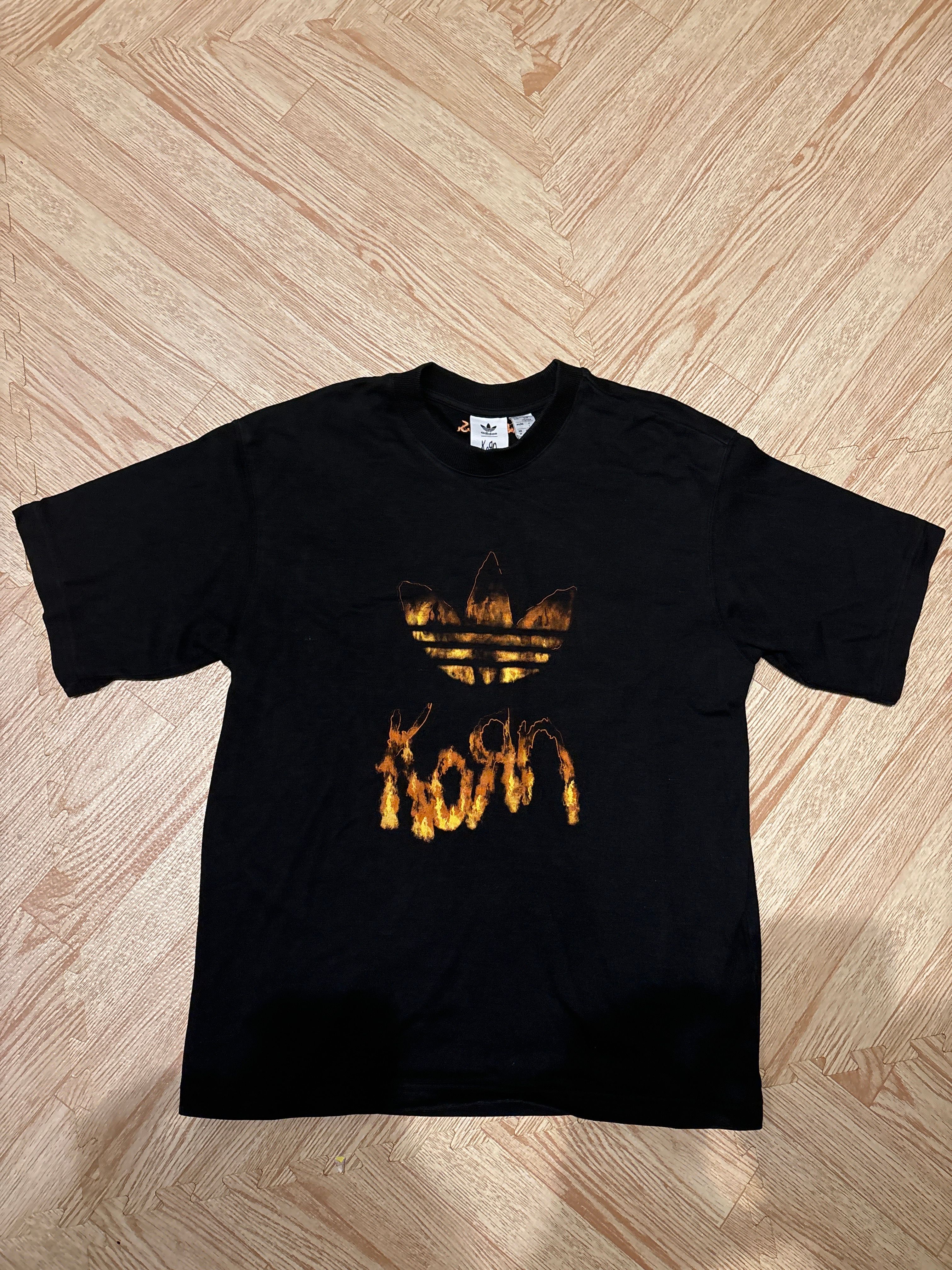 アディダス x コーン Tシャツ "ブラック" IN9098