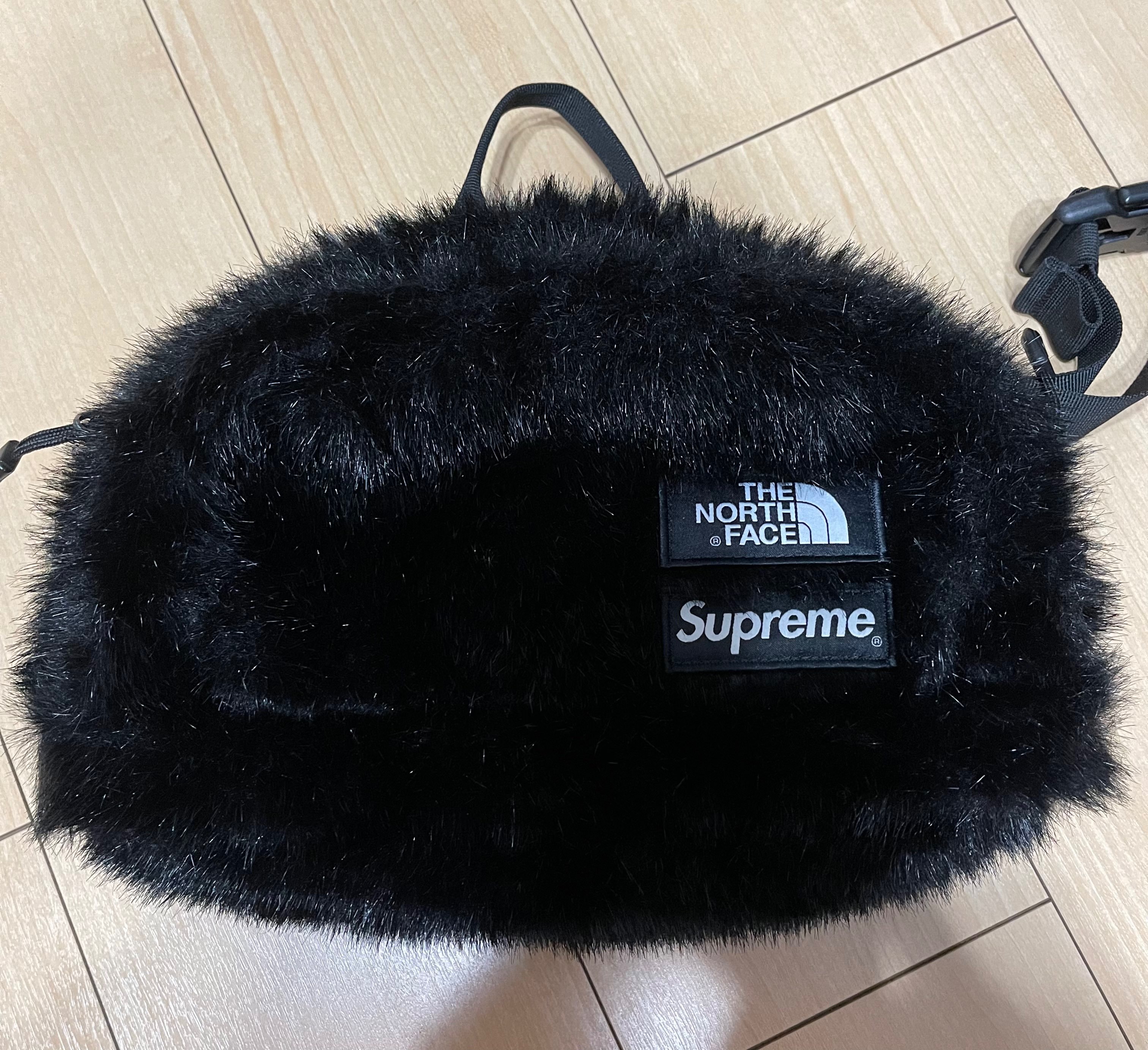 Supreme x The North Face Faux Fur Waist Bag "Black" NM82093I / NF0A5G87