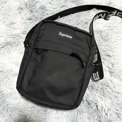 Supreme 18SS Shoulder Bag "Black"