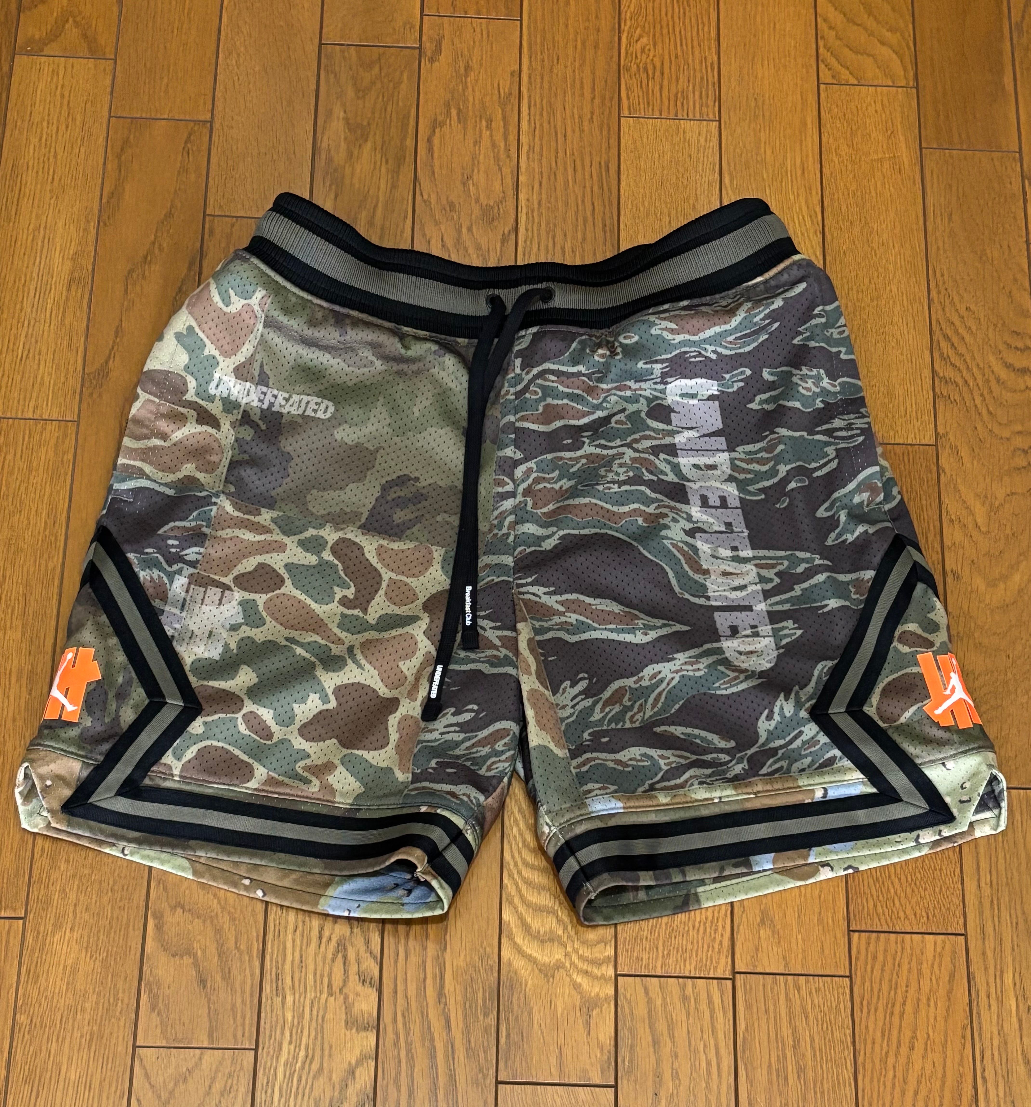 UNDEFEATED x JORDAN Short "Camo"