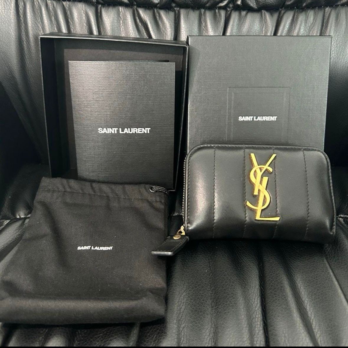 YSL サンローラン VICKY キルティング ミニウォレット
