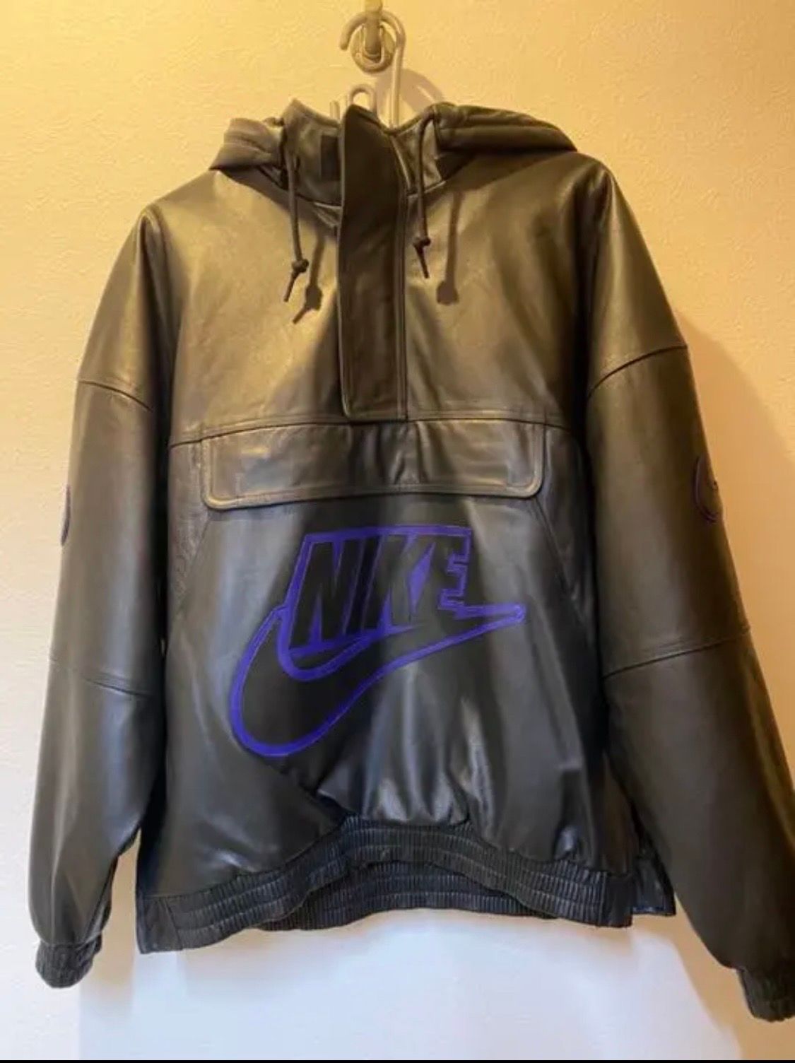 Supreme / Nike® Leather Anorak "Black"