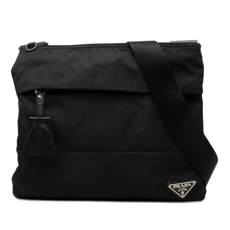 プラダ 三角ロゴプレート 斜め掛け ショルダーバッグ ブラック ナイロン レディース PRADA 【中古】