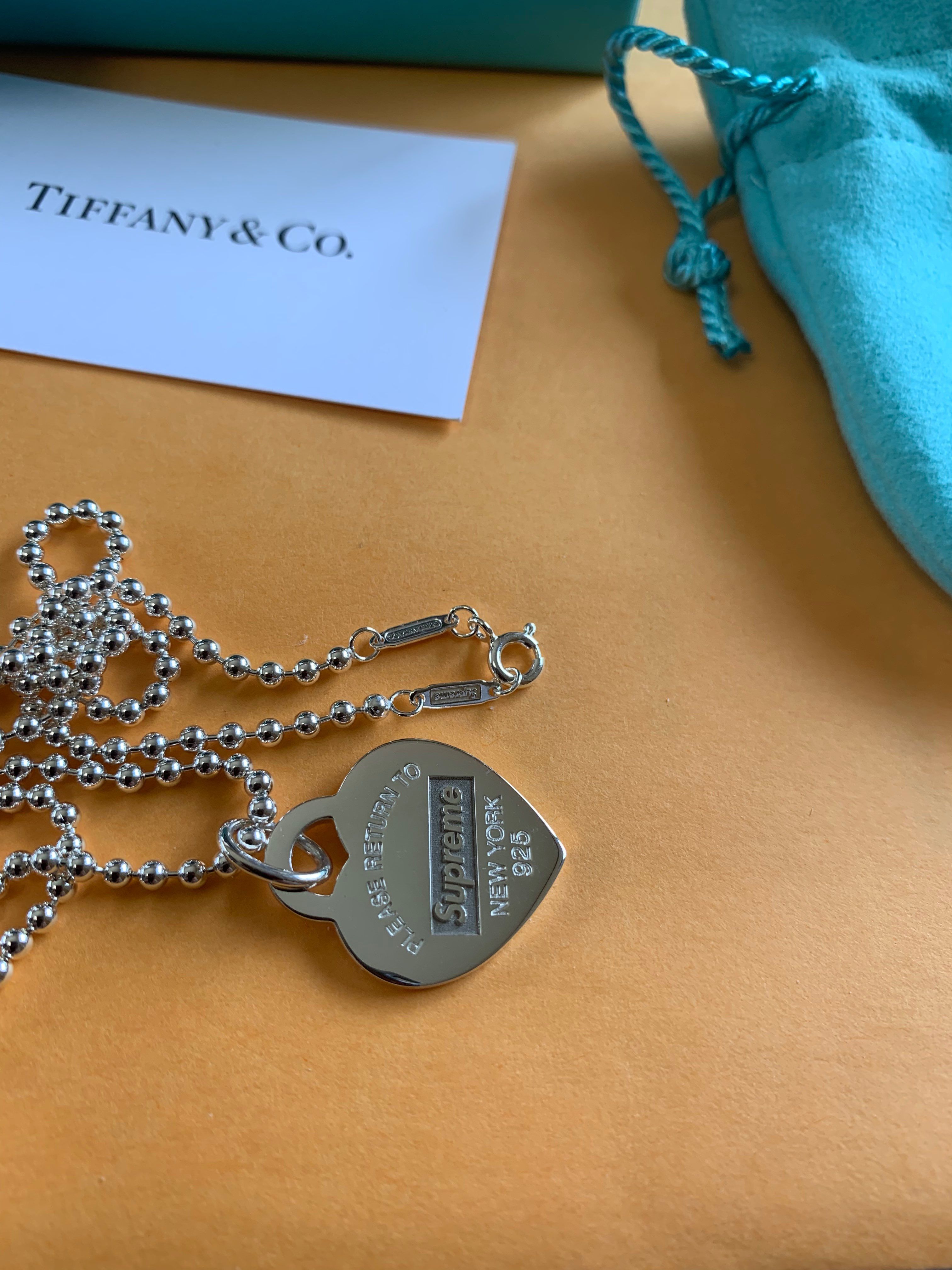 Supreme / Tiffany & Co. Return to Tiffany Heart Tag Pendant "Silver"