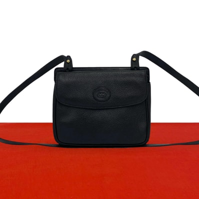 GUCCI グッチ インターロッキングG ロゴ レザー ショルダーバッグ ブラック
62904