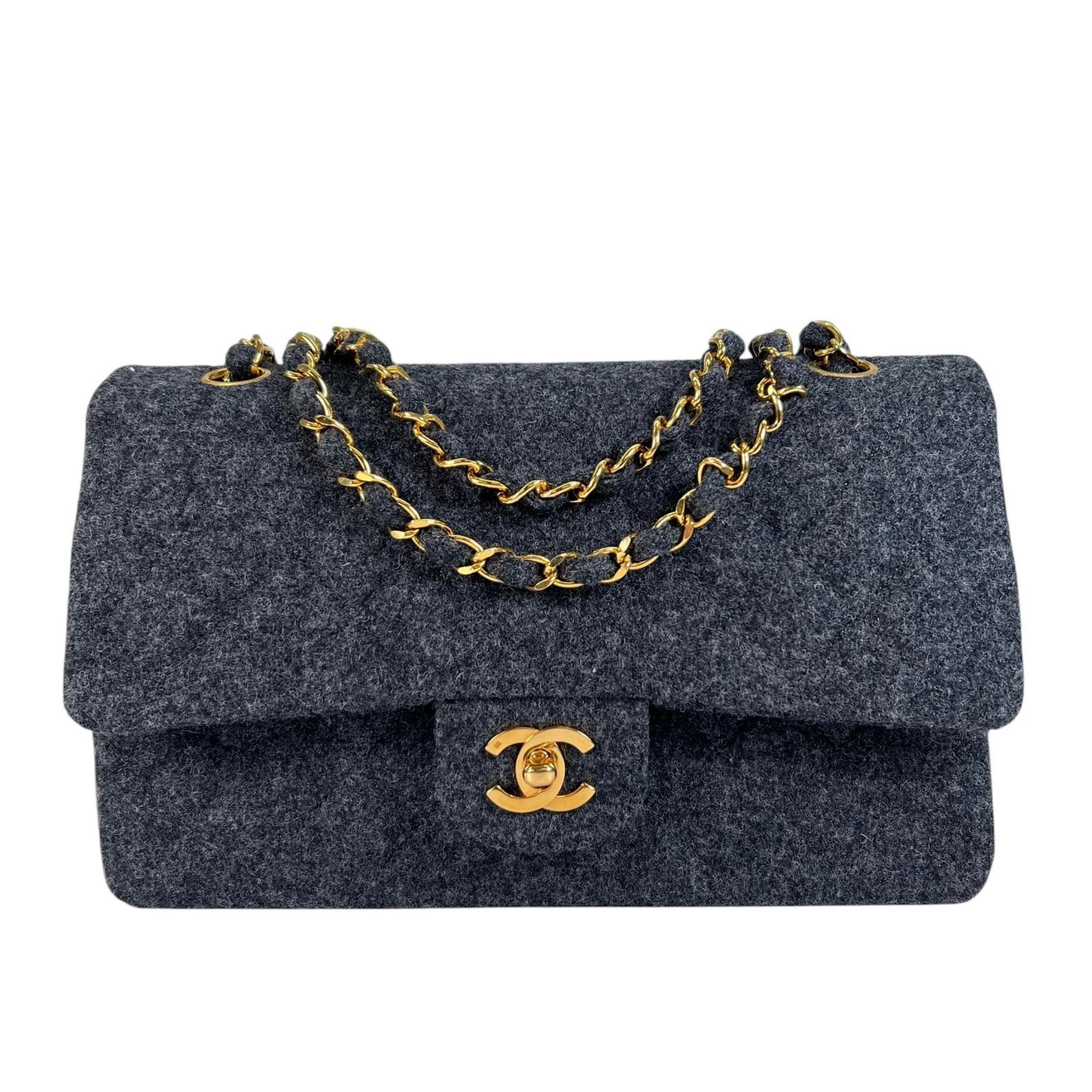 美品 CHANEL シャネル マトラッセ A01113 ショルダーバッグ ウール グレー レディース ダブルフラップ Wフラップ チェーンショルダーバッグ ココマーク キルティング 【中古】