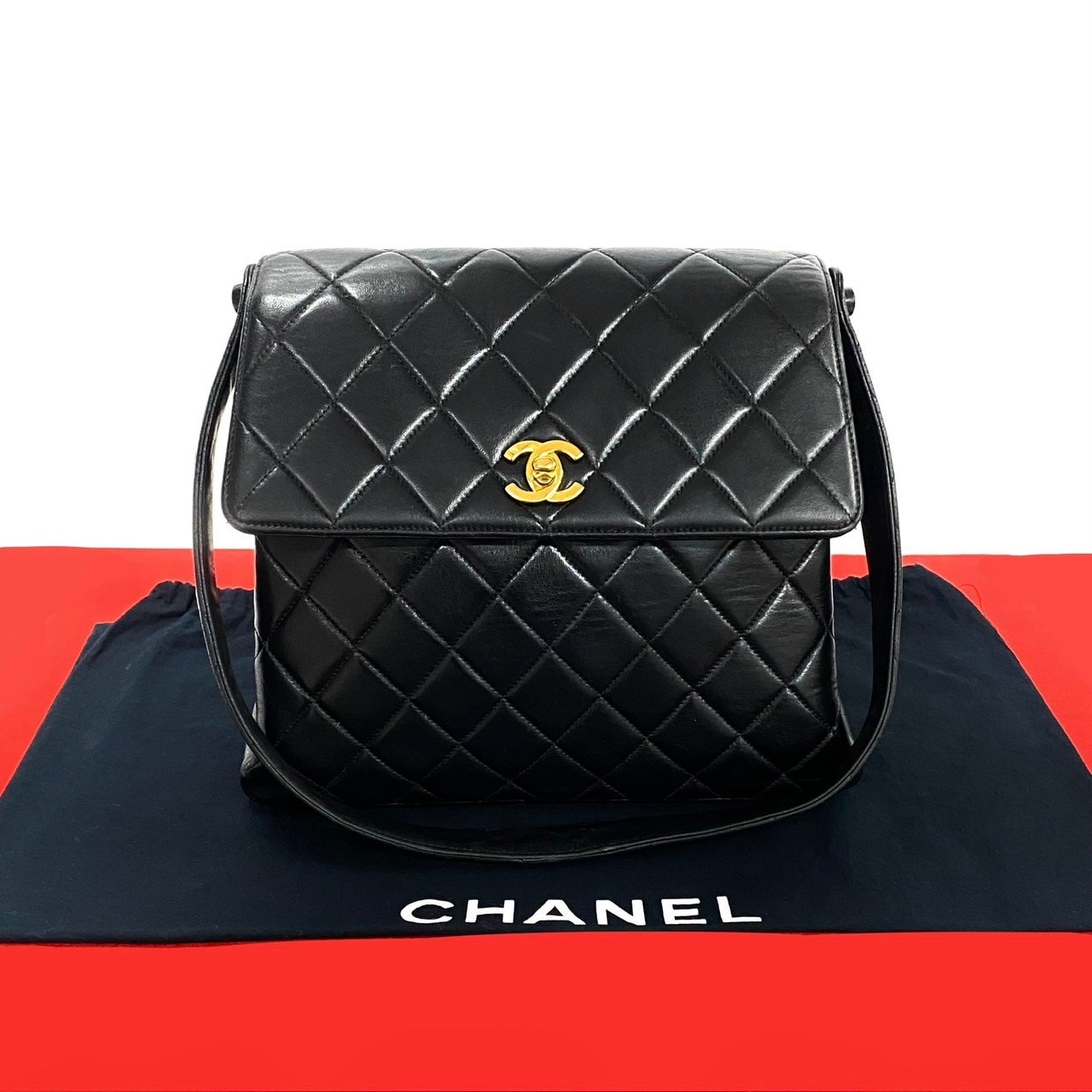 CHANEL シャネル マトラッセ ココマーク ラムスキン ショルダーバッグ ブラック
 37958