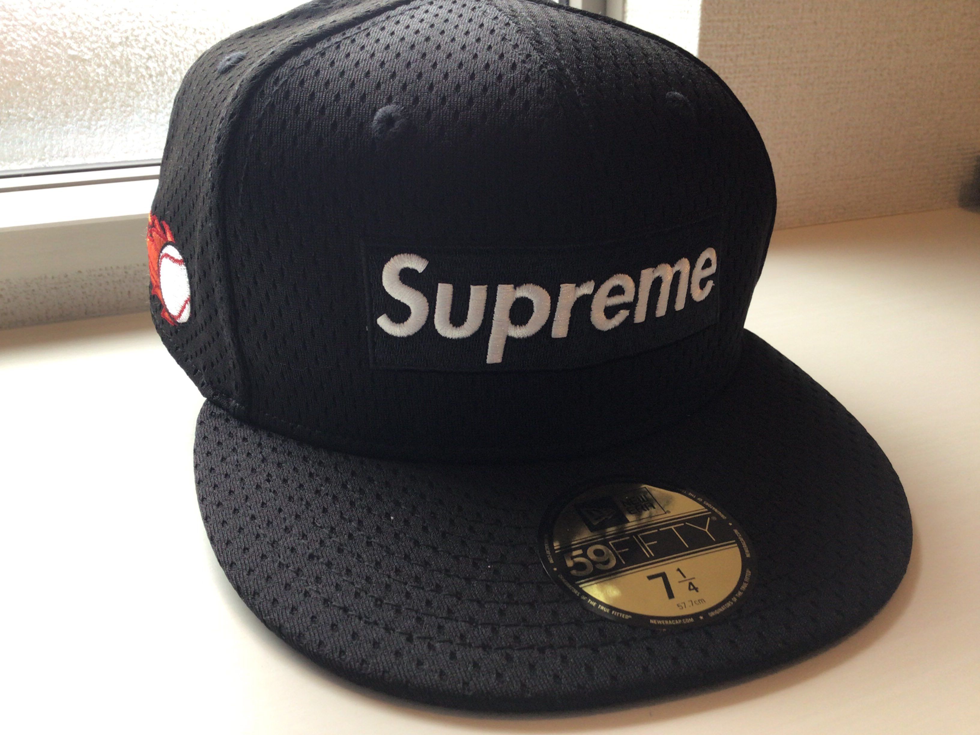 Supreme Mesh Box Logo New Era "Black"