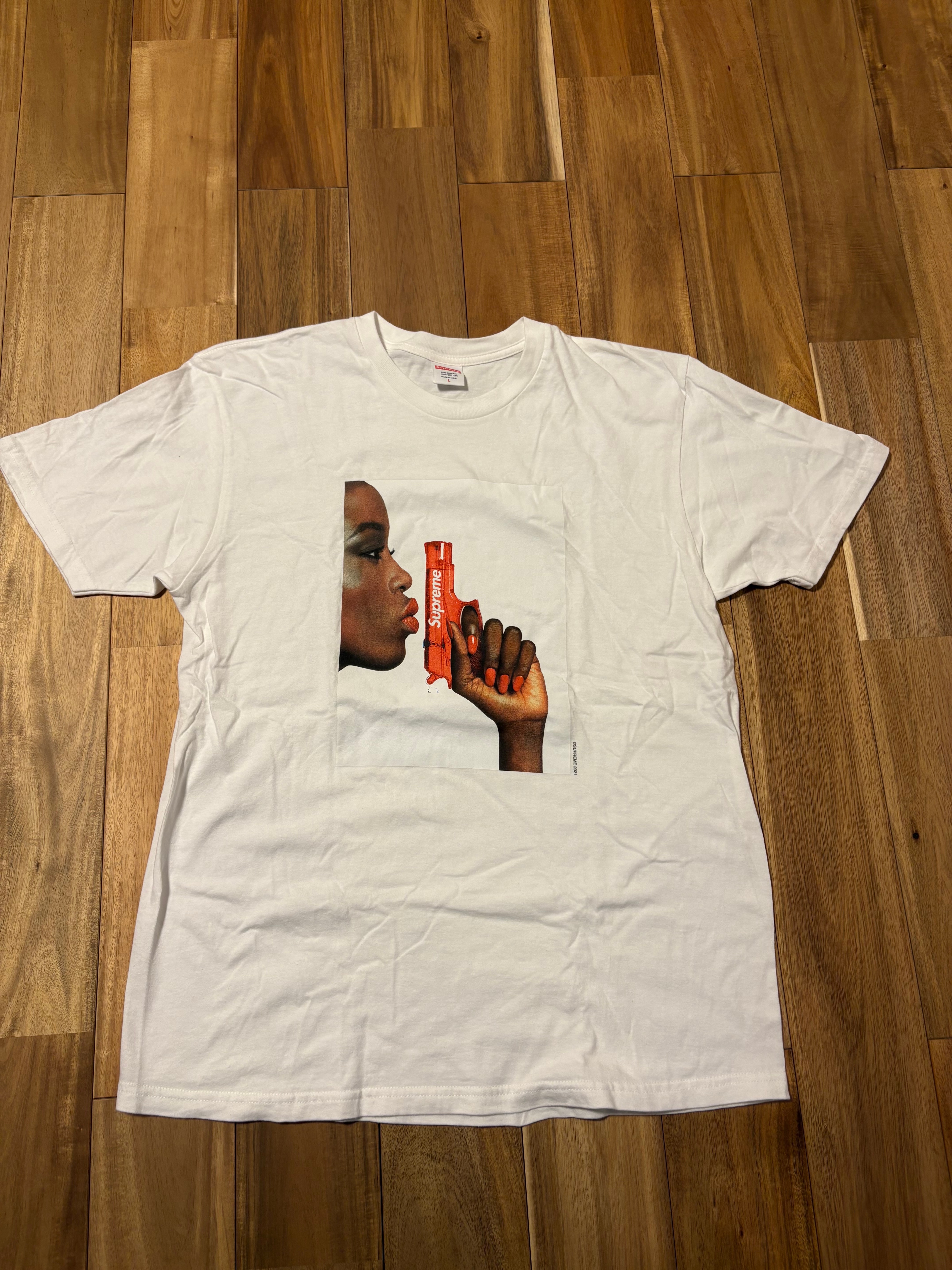 Supreme Water Pistol Tee 