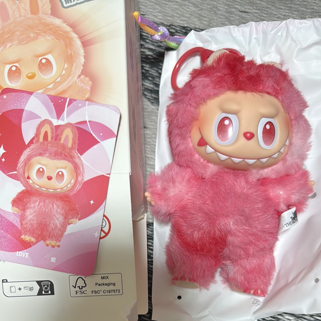 POP MART THE MONSTERS (LABUBU) Big into Energy Series Plush Pendant LOVE