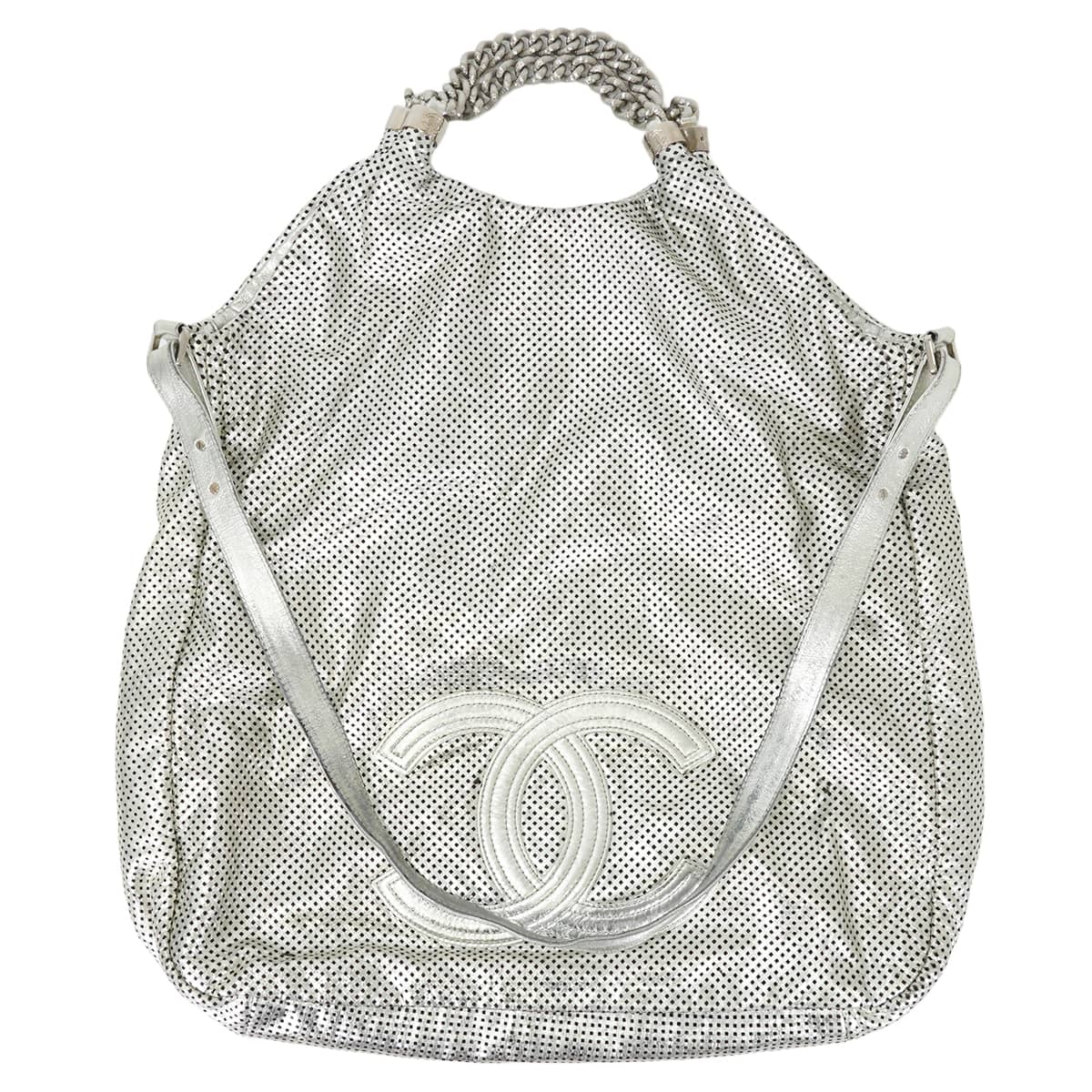 CHANEL シャネル ショルダーバッグ パンチング デカココマーク シルバー ラムスキン シルバー金具 A38462 ABランク【中古】