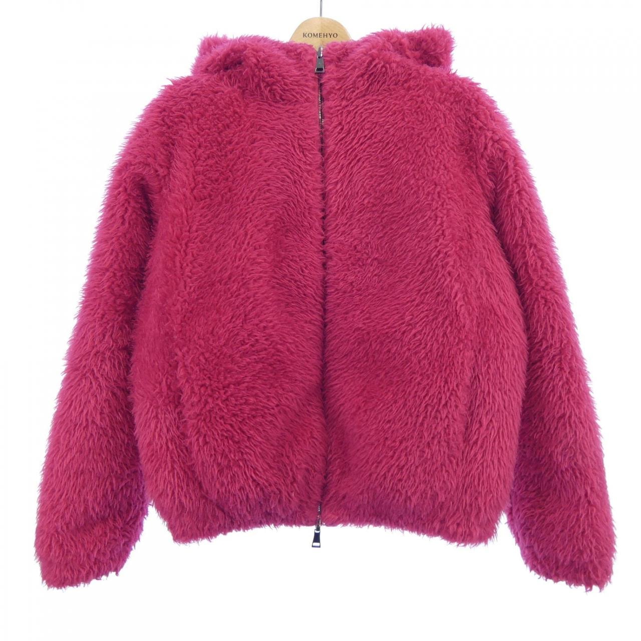 モンクレール MONCLER ダウンジャケット