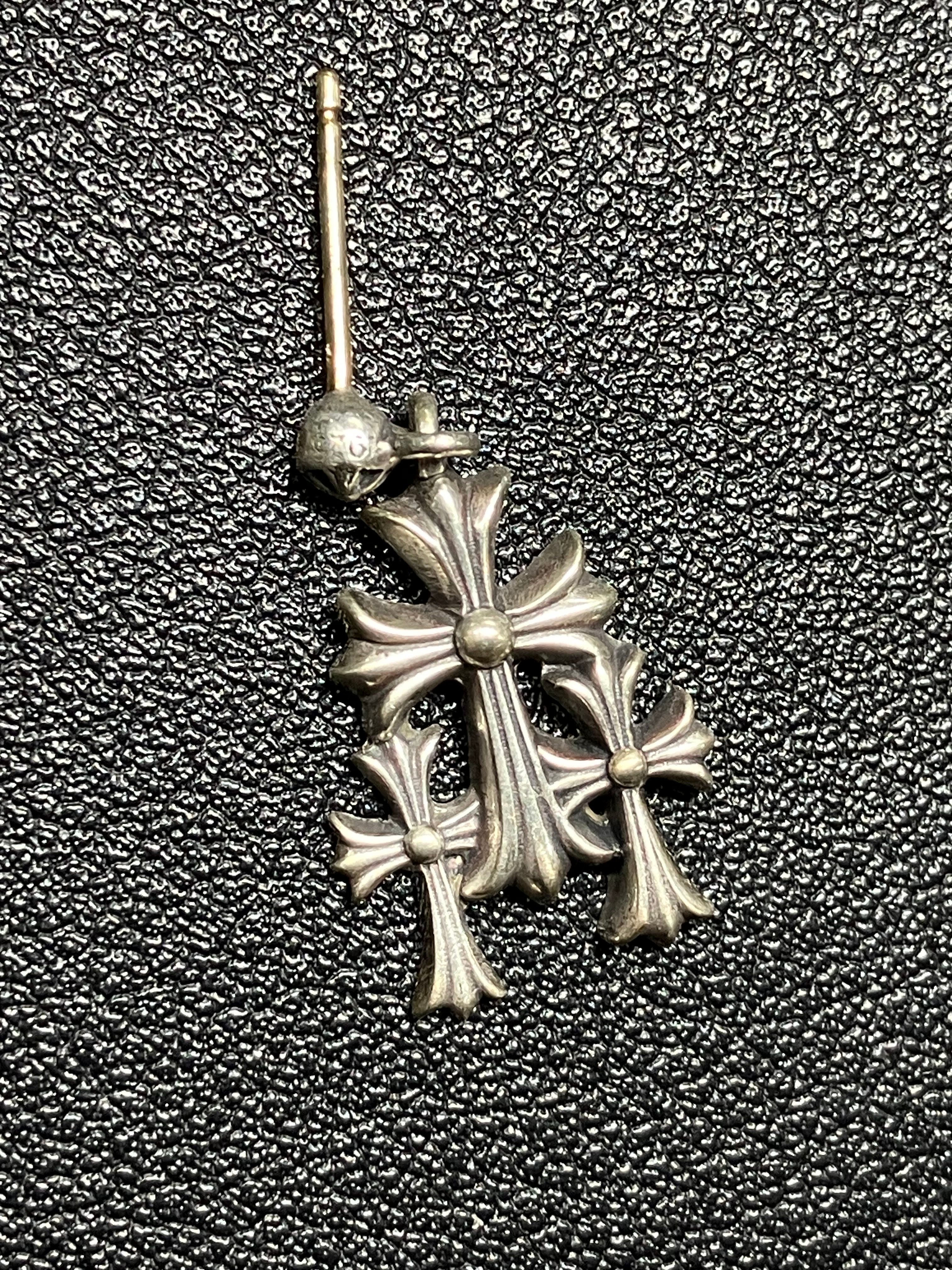 Chrome Hearts 3 CH Cross Pierce "Silver"