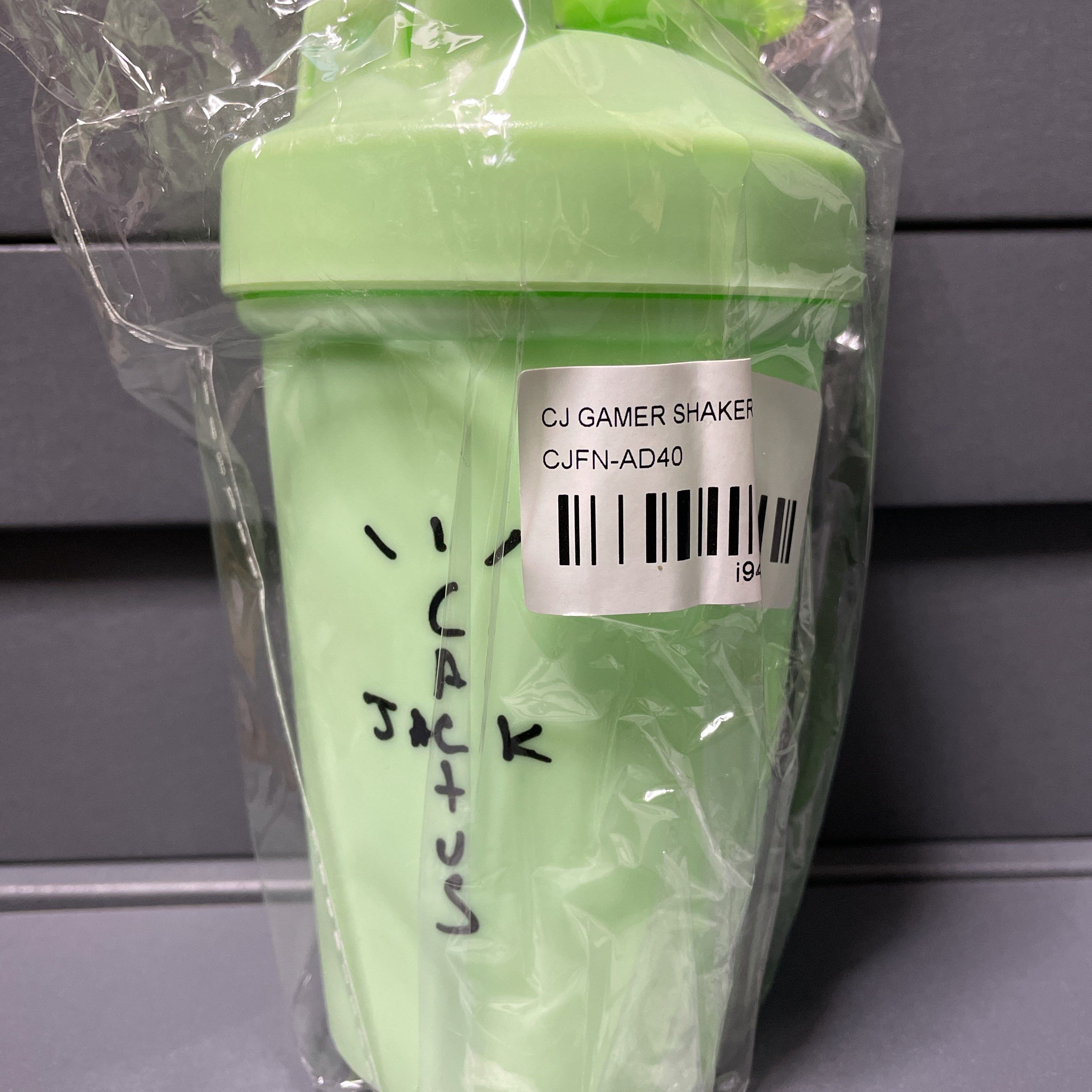 Travis Scott Cactus Jack プロテインシェイカー
