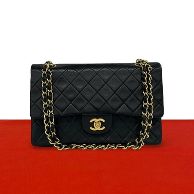 CHANEL シャネル マトラッセ ココマーク Wフラップ ラムスキン ショルダーバッグ ブラック
32541