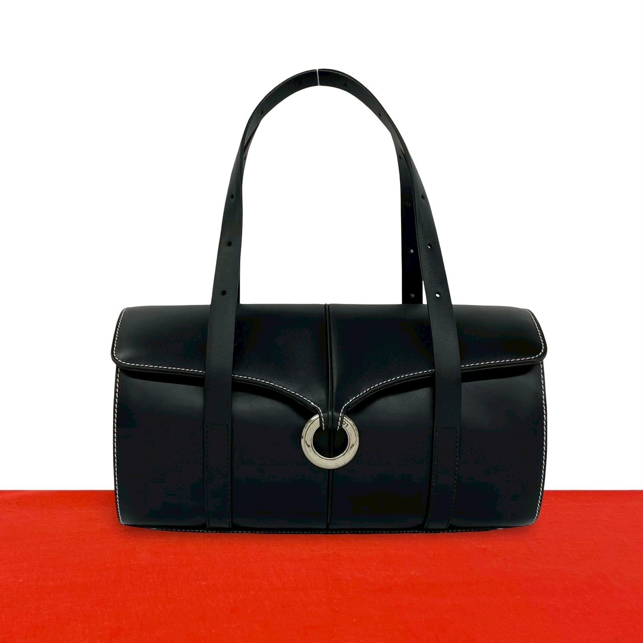 LOEWE ロエベ ロゴ 刻印 金具 レザー ハンドバッグ ブラック
 34527