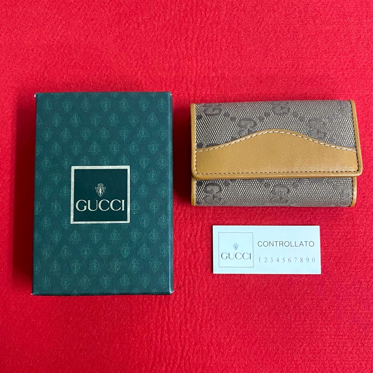 GUCCI グッチ GG ロゴ キャンバス レザー キーケース ブラウン
 58931