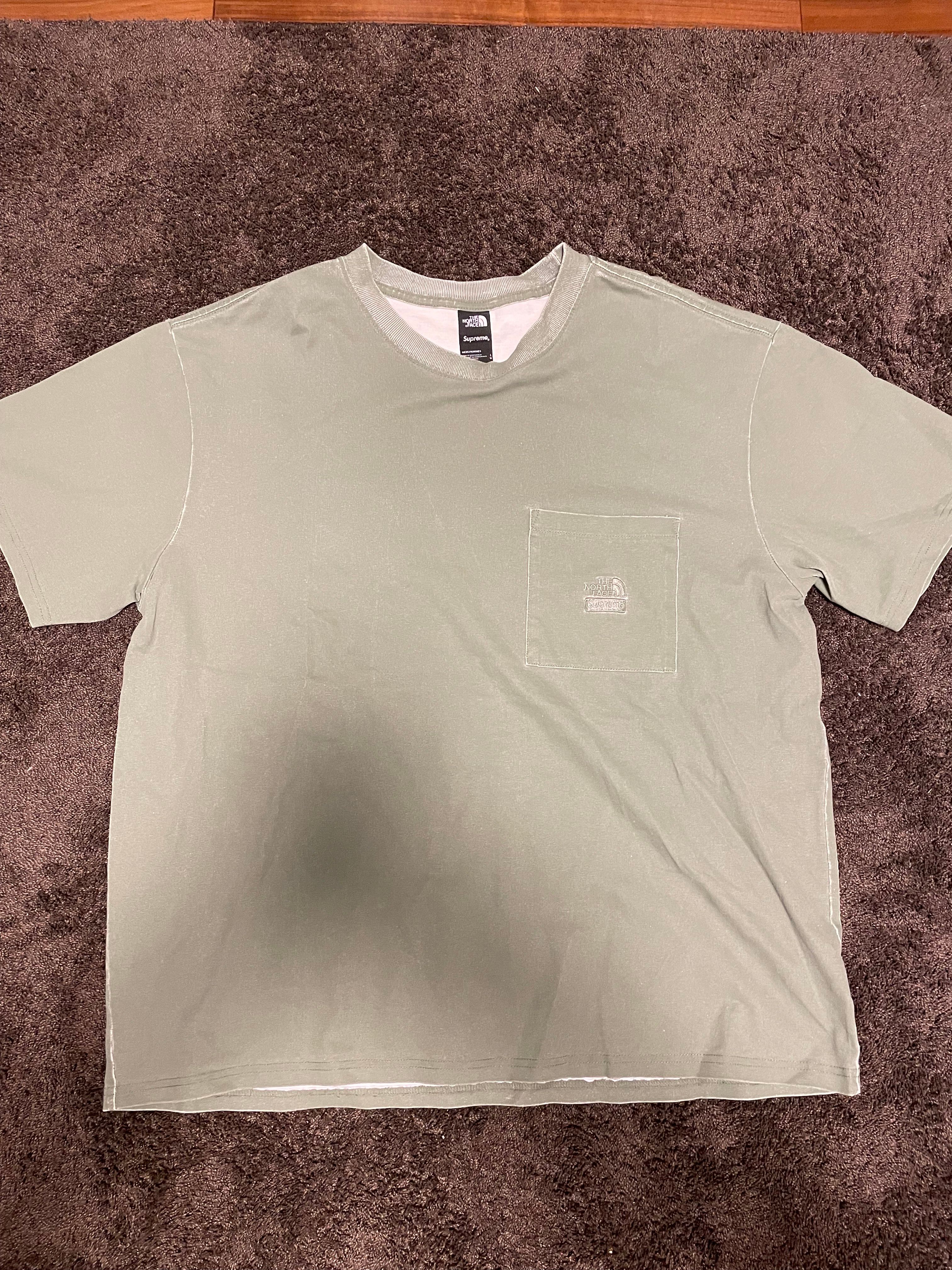Supreme x The North Face Pigment Printed Pocket Tee "Olive"