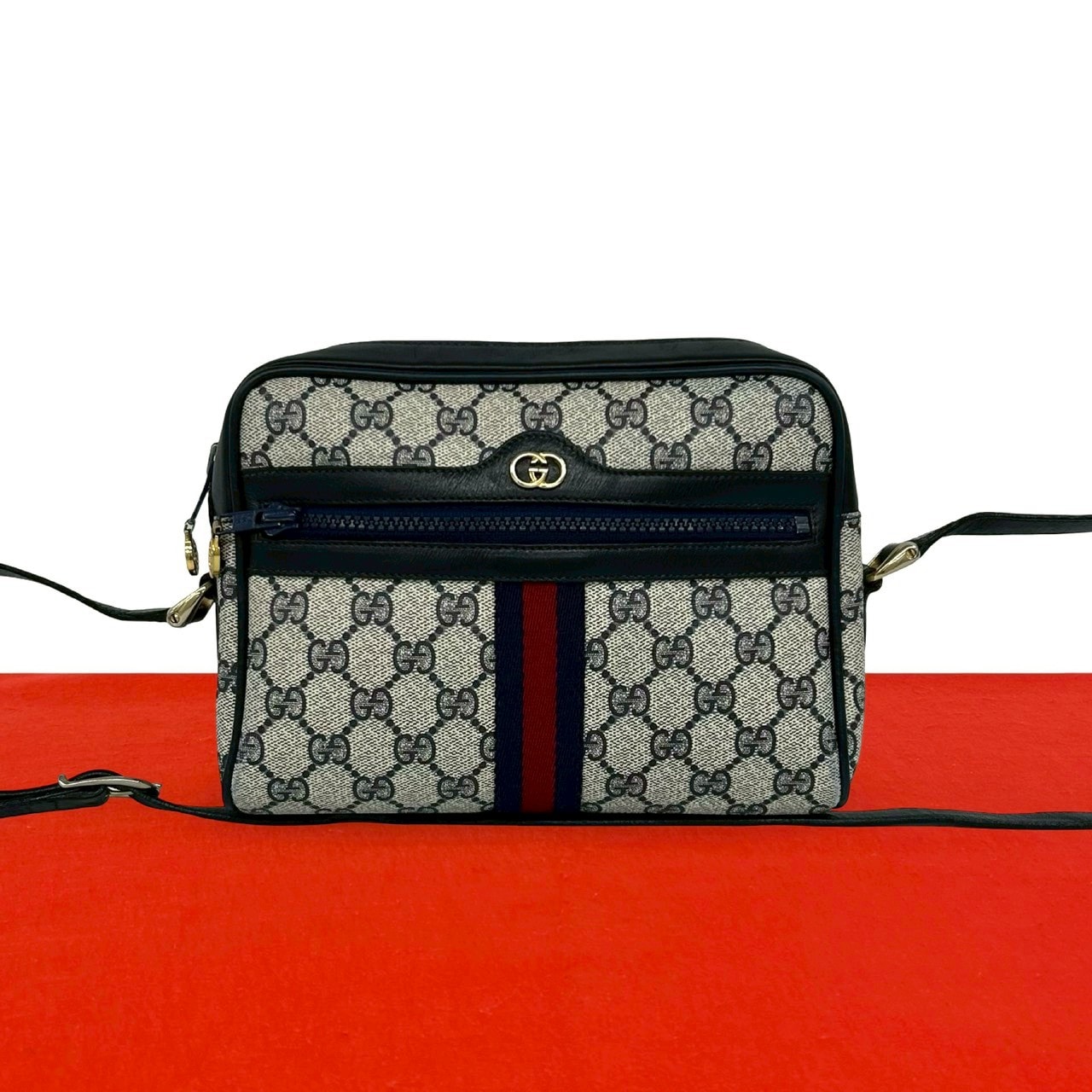 GUCCI グッチ シェリーライン GG ロゴ 柄 レザー PVC ショルダーバッグ ネイビー
 68953