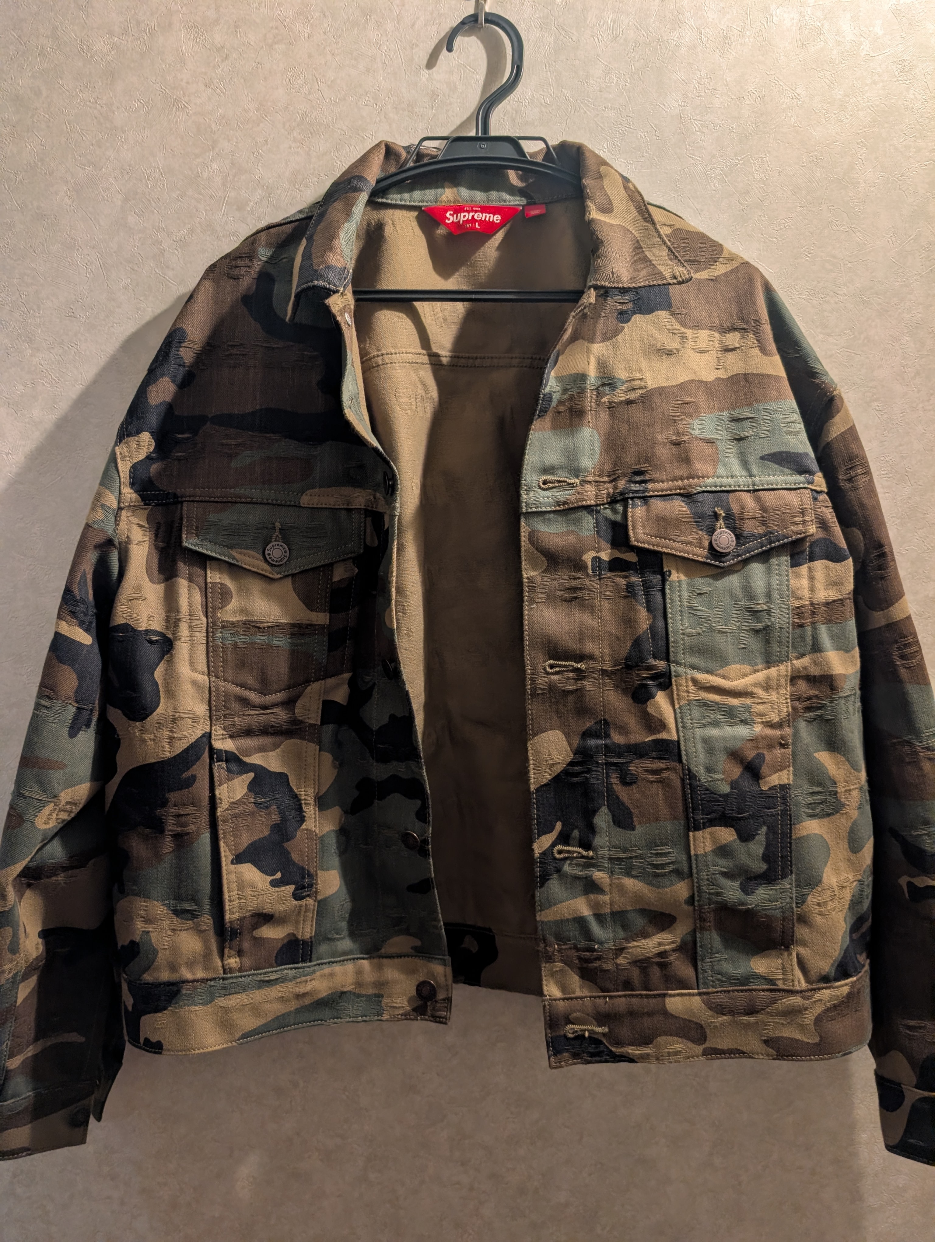 Supreme Jacquard Logos Denim Trucker Jacket "Woodland Camo"