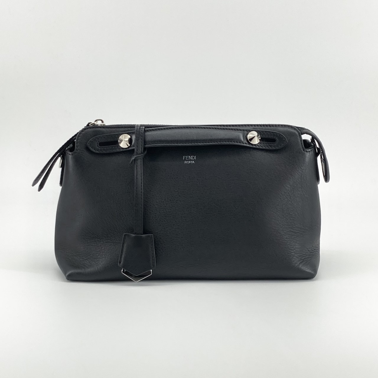 FENDI(フェンディ) バイザウェイミディアム シルバー金具 8BL124 ショルダーバッグ ブラック