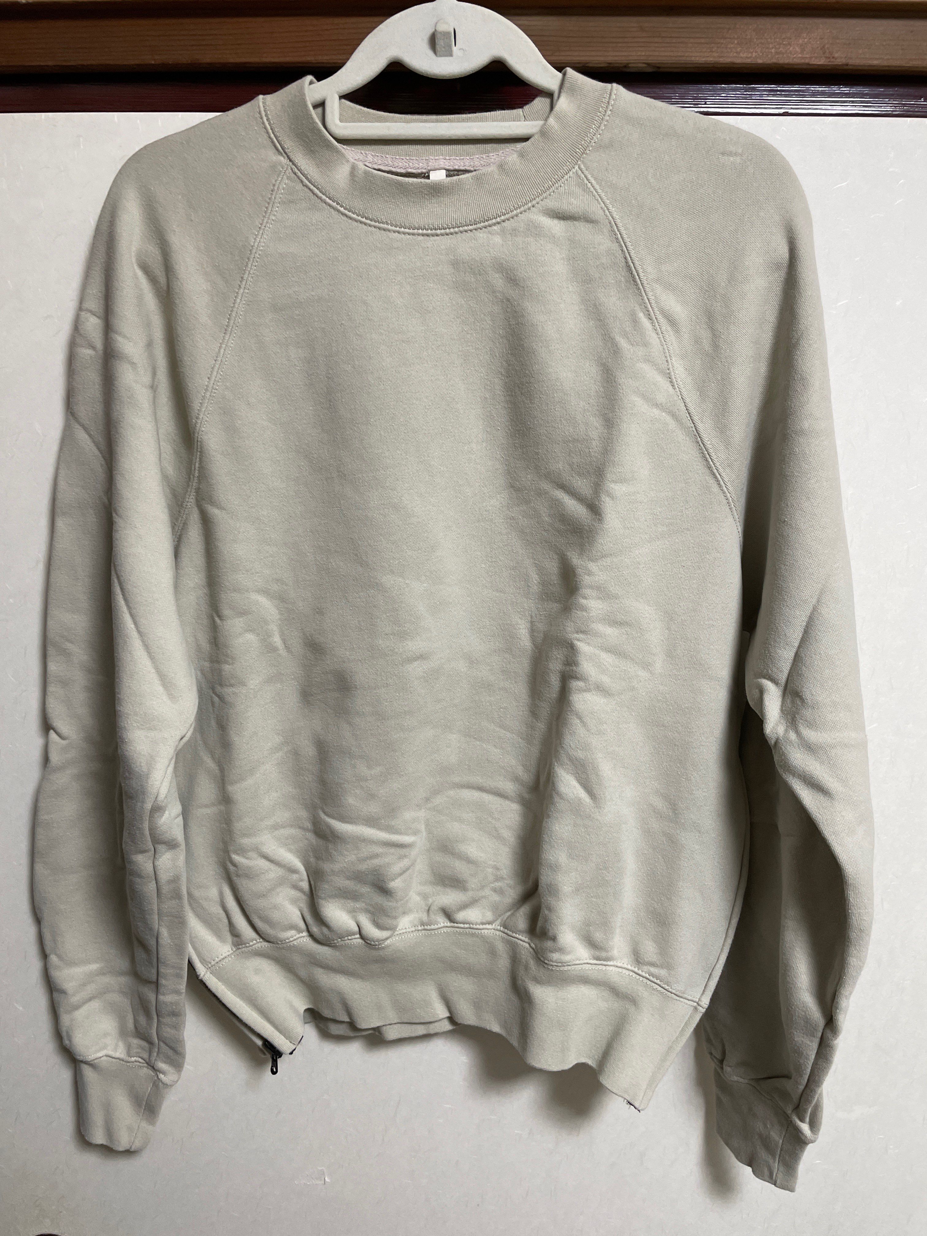 FEAR OF GOD ESSENTIALS 3D Silicon Applique Crewneck "Tan/String"
