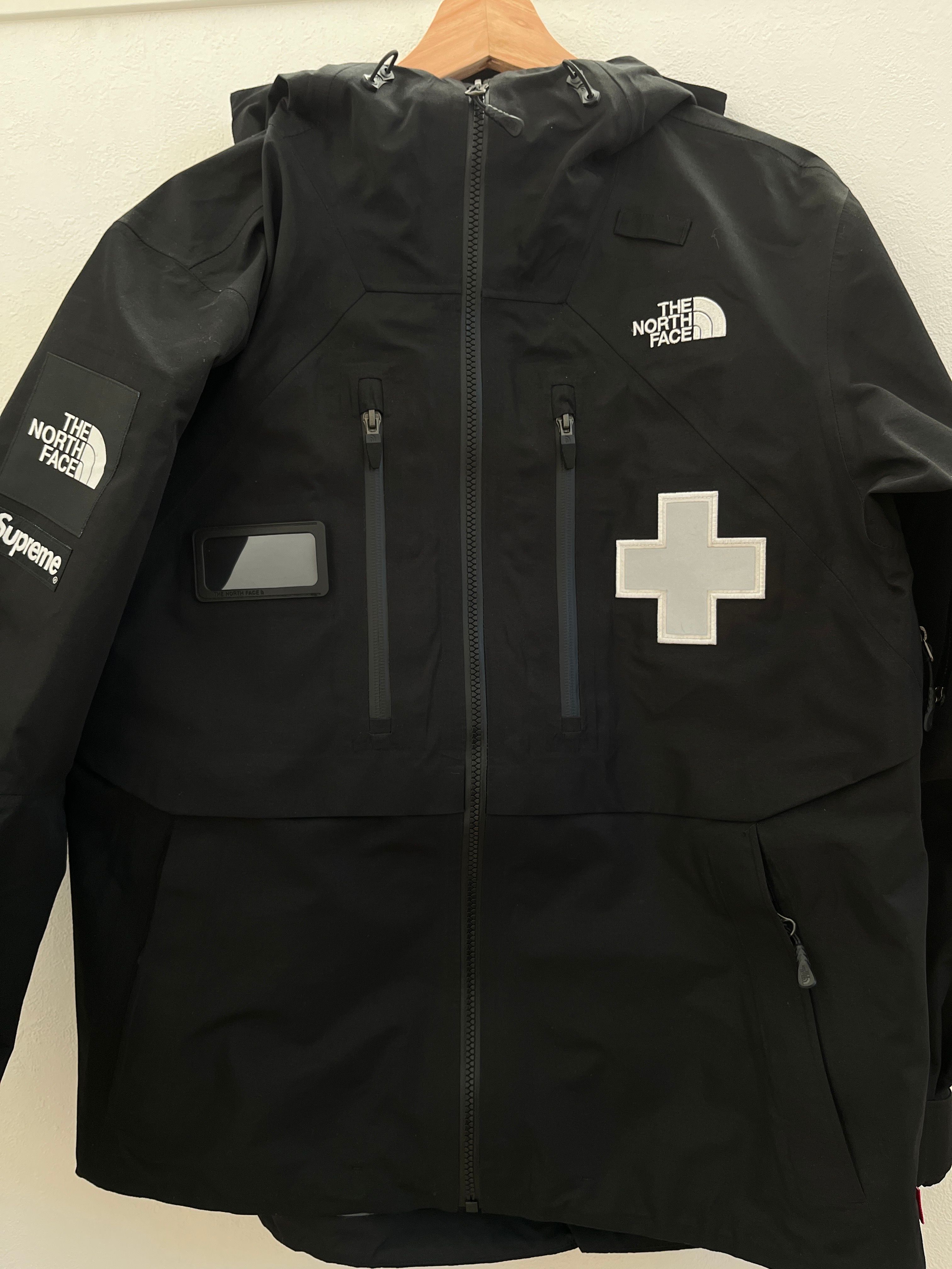 Supreme x The North Face Summit Series Rescue Mountain Pro Jacket "Black"