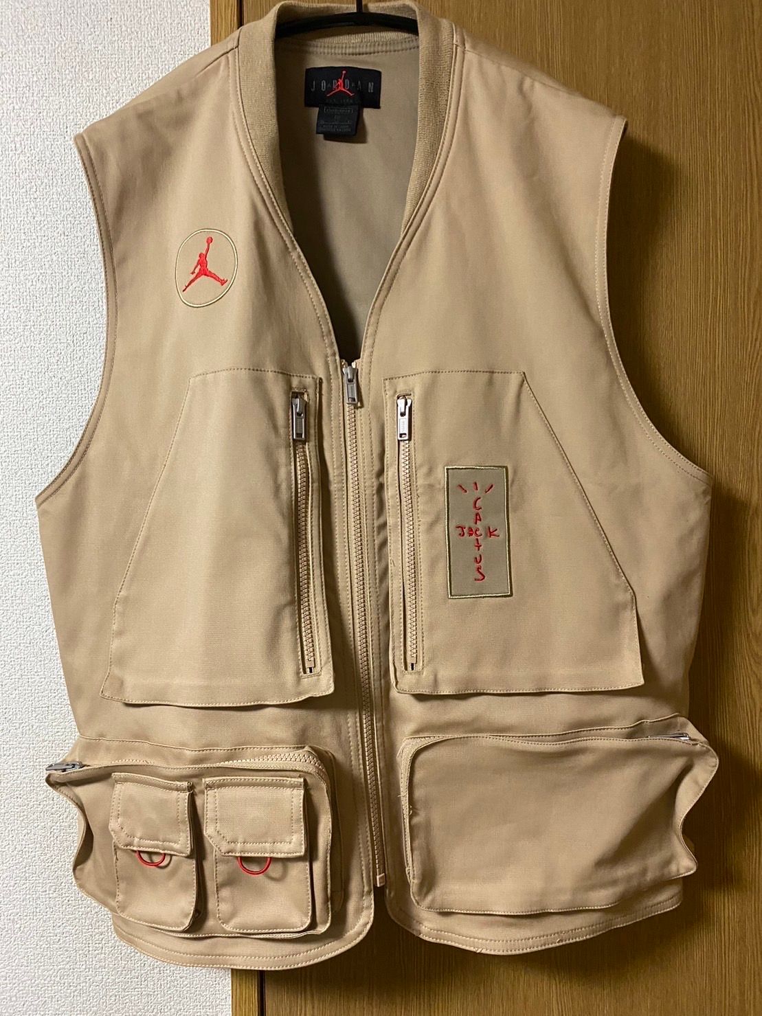 Air Jordan x Travis Cactus Jack Utility Vest "Khaki Desert"