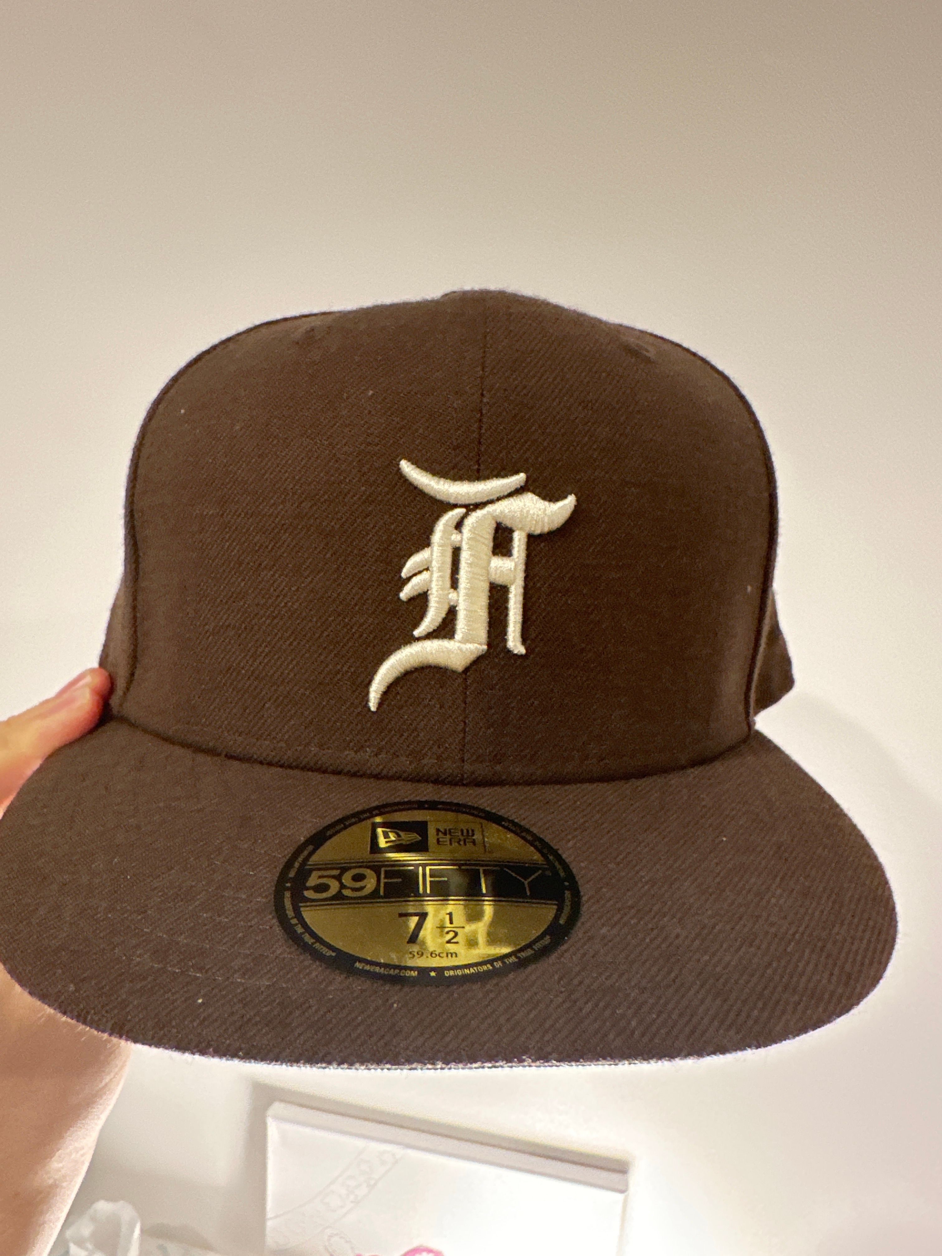 FEAR OF GOD ESSENTIALS New Era Fitted Cap "Brown"