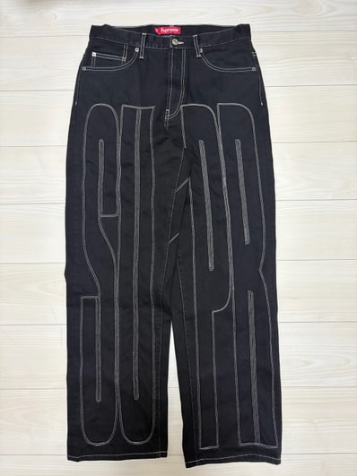 Supreme Inset Spellout Baggy Jean "Black"