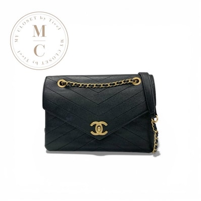 シャネル CHANEL バッグ ショルダーバッグ レザー ブラック ゴールド ターンロック ココマーク シェブロン Vステッチ ダブルチェーン
