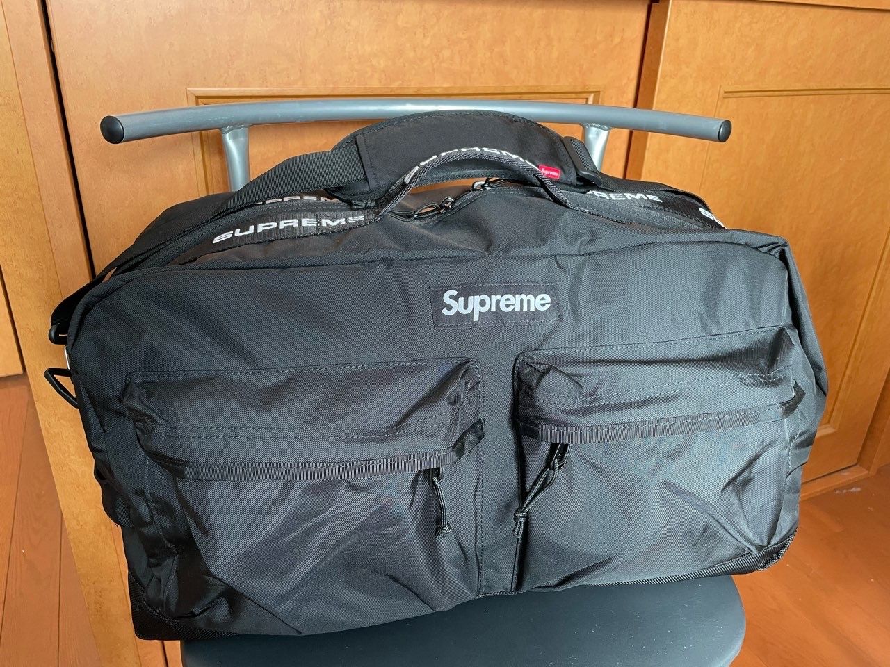 Supreme FW22 Duffle Bag "Black"