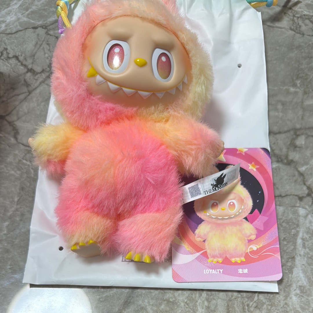 POP MART THE MONSTERS (LABUBU) Big into Energy Series Plush Pendant LOYALTY