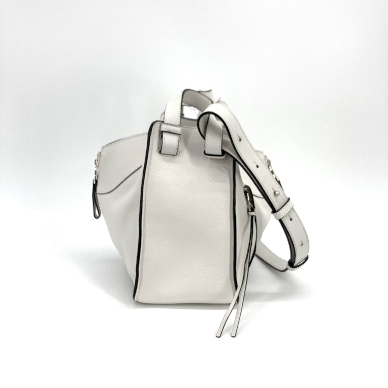 LOEWE(ロエベ) ハンモックバッグスモール サイドジップ 2way 387.30.S35 ショルダーバッグ ホワイト