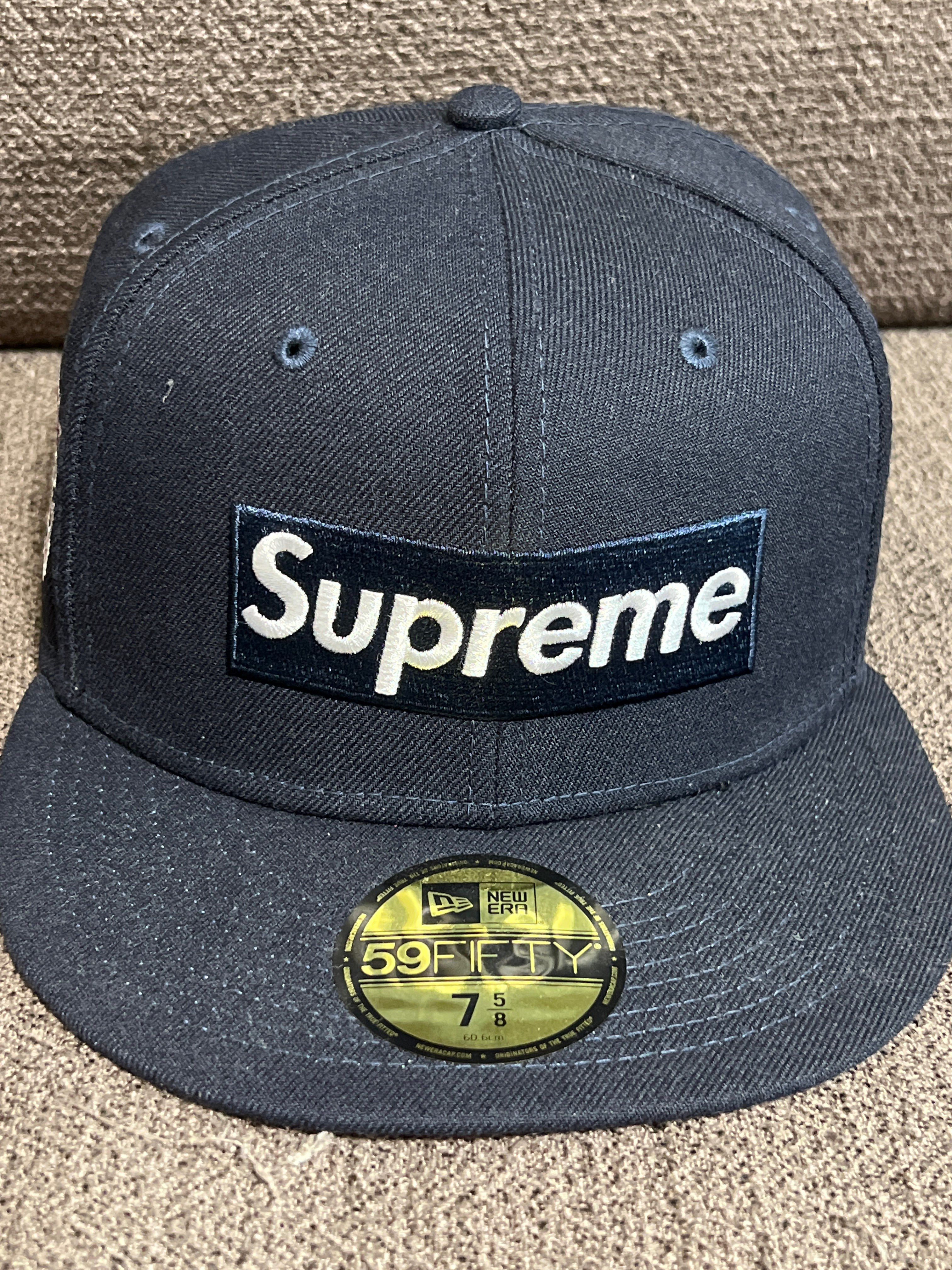 Supreme No Comp Box Logo New Era "Navy"