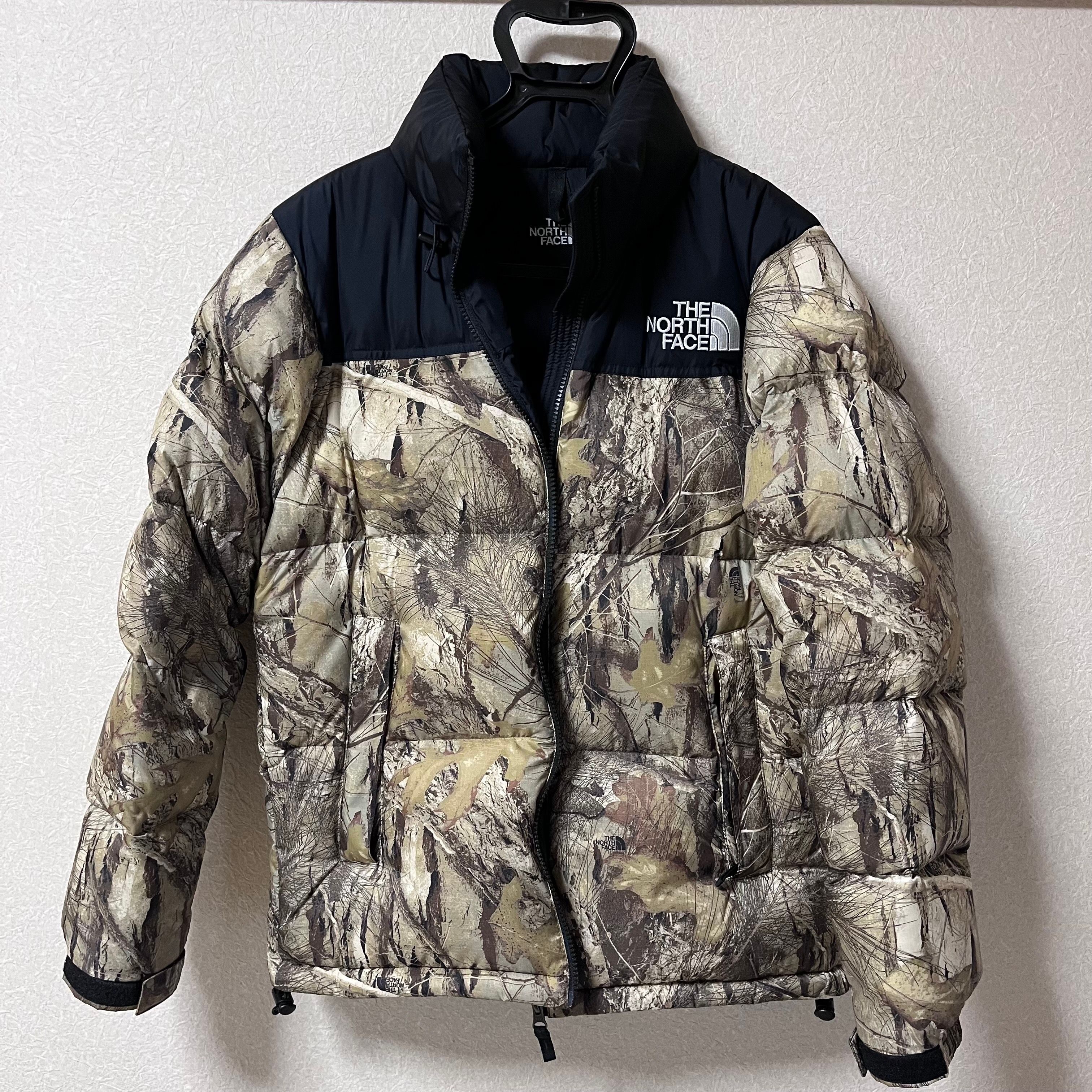 The North Face NOVELTY NUPTSE JACKET 日本版 "Leaves"