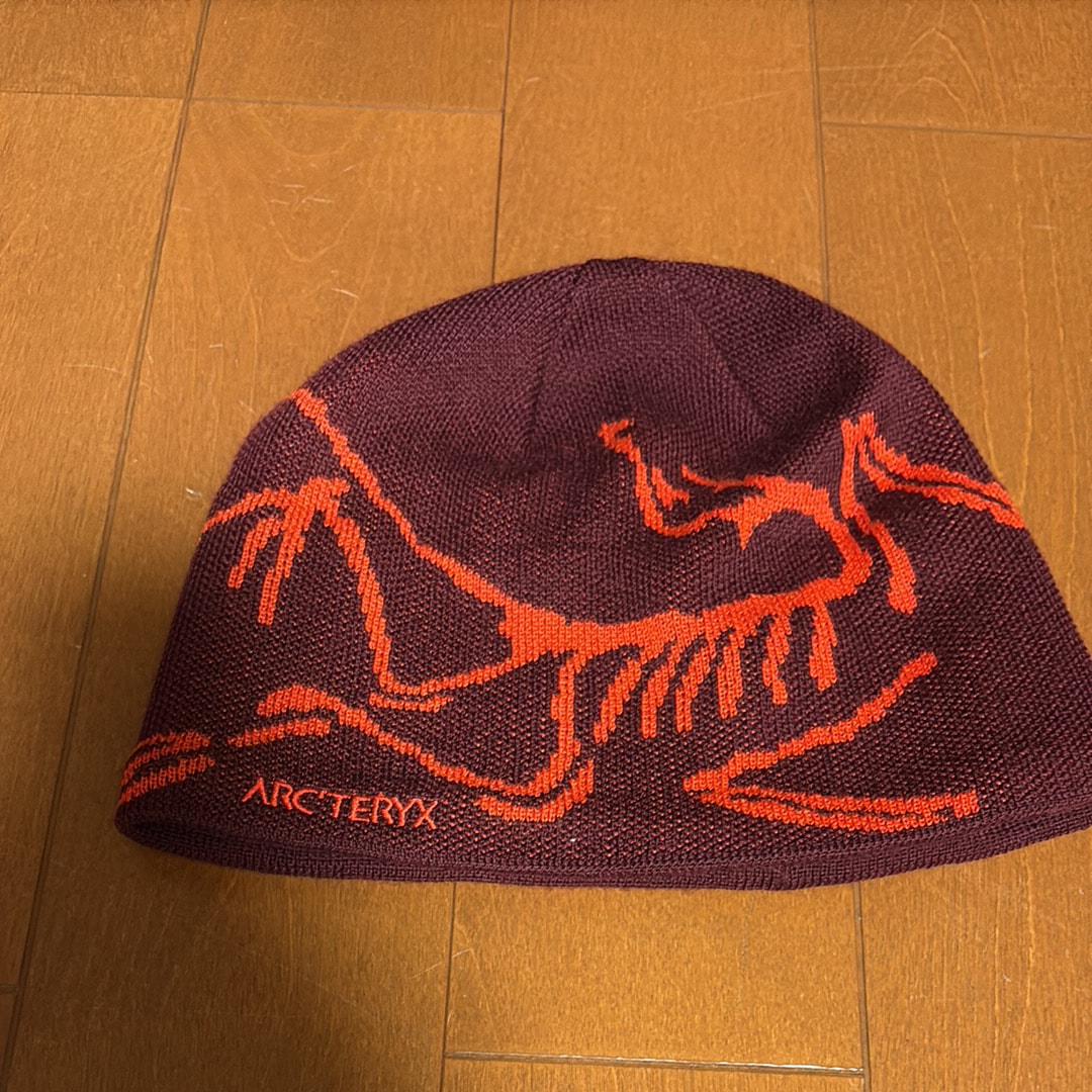Arcteryx bird head バードヘッドトーク レッド ビーニー