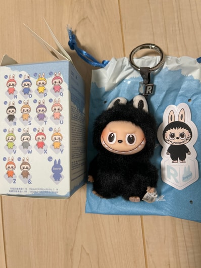 POP MART THE MONSTERS (LABUBU) Pin for Love Series-Vinyl Plush Pendant (N-Z) R