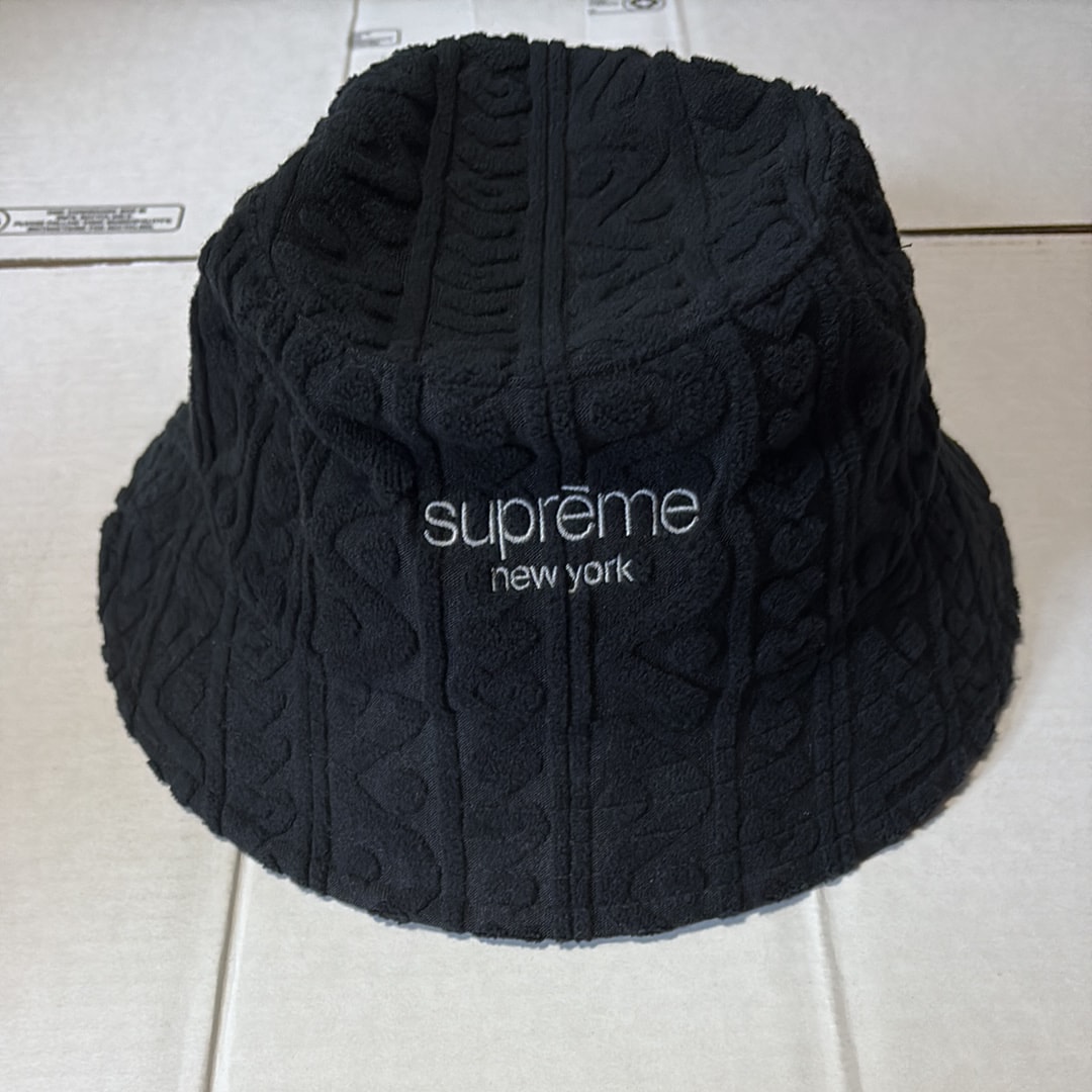 Supreme Pinup Mesh Back 5-Panel 