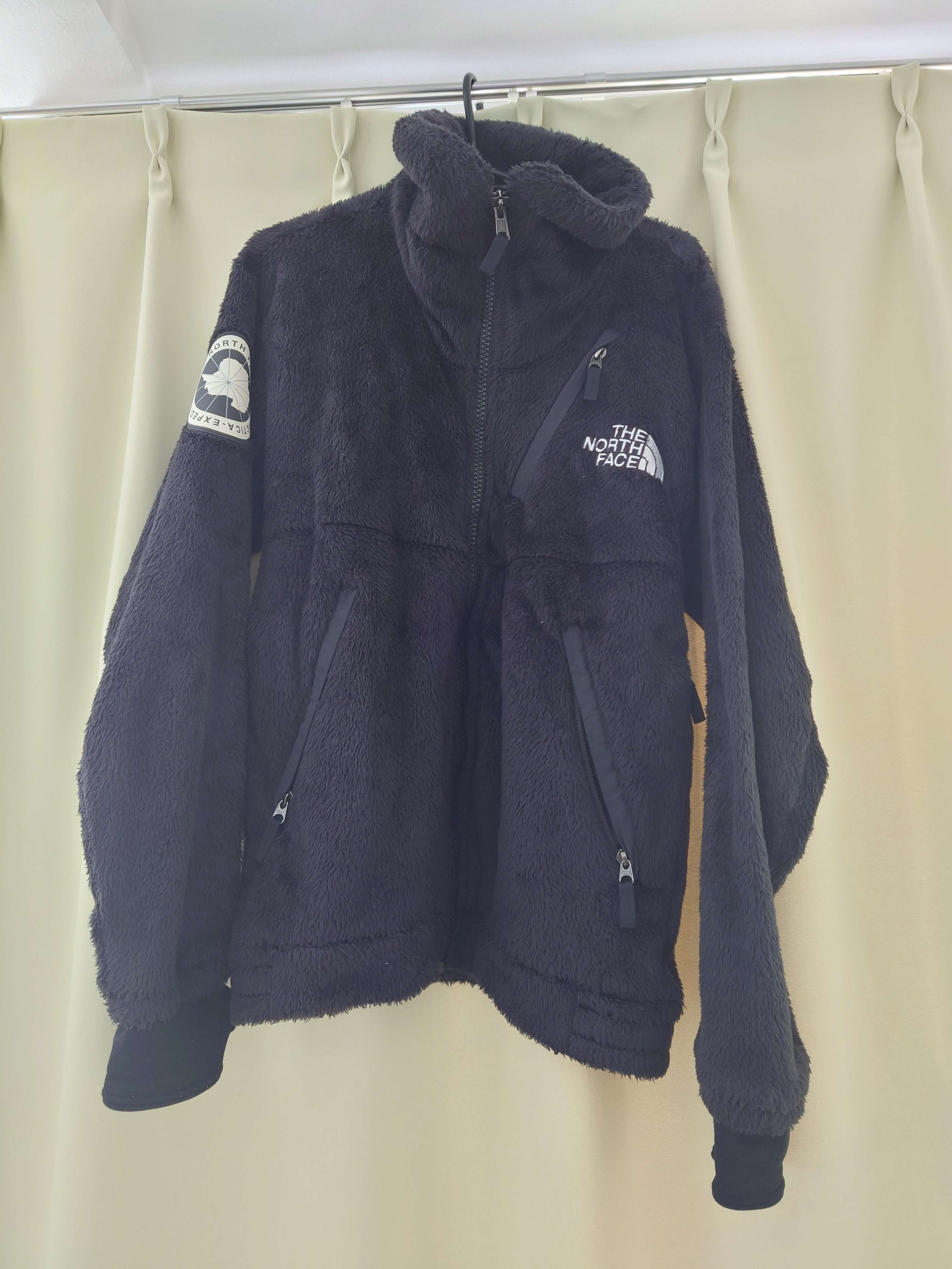 The North Face Antarctica Versa Loft Jacket  "Black"