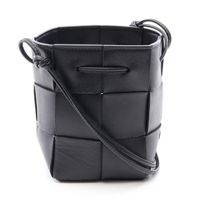 ボッテガヴェネタ BOTTEGA VENETA カセット ミニ クロスボディ バケット ショルダーバッグ バッグ レザー レディース ブラック系 【中古】