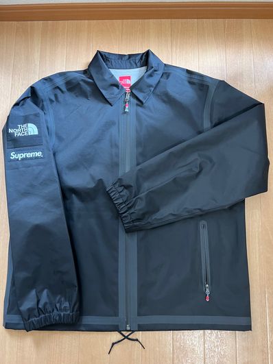 Supreme x The North Face Summit Series Outer Tape Seam Coaches Jacket "Black"