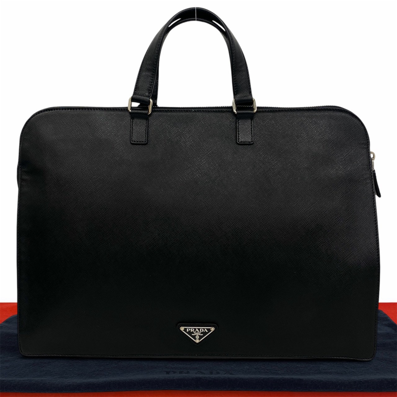 PRADA プラダ 三角ロゴ 金具 レザー ビジネスバッグ ブラック
09459