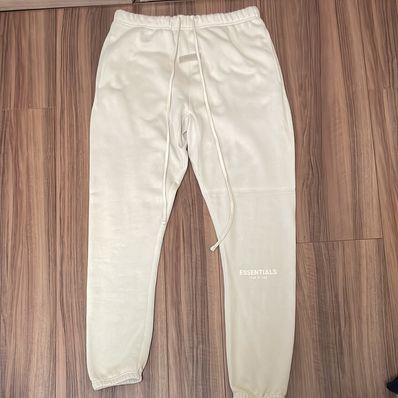 FEAR OF GOD ESSENTIALS SWEATPANT "string"