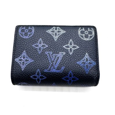 Louis Vuitton Clea Wallet Mahina Leather