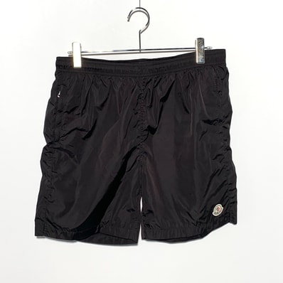 Moncler PANTALONE BERMUDA shorts "Black"