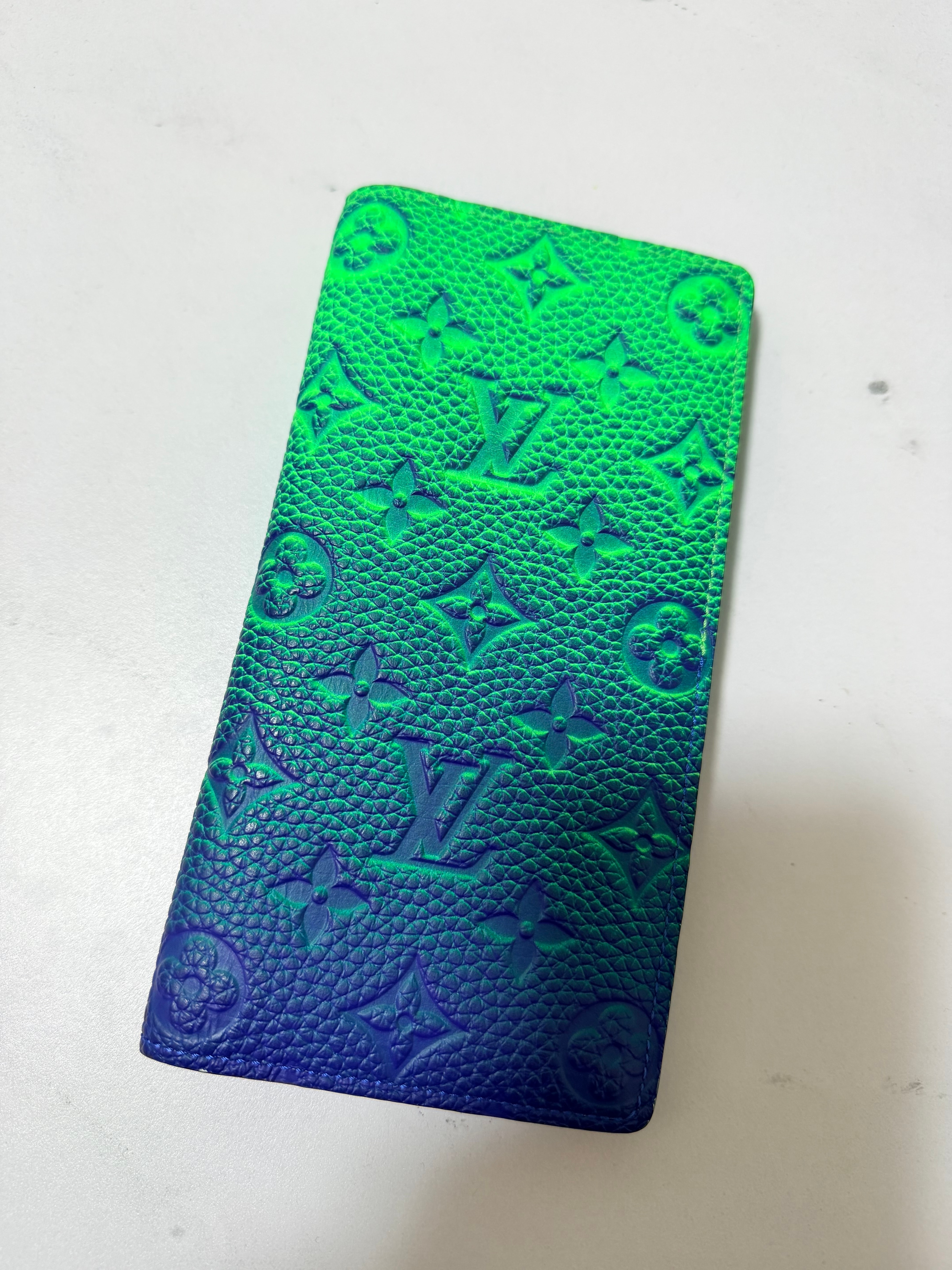 ルイヴィトン ポルトフォイユ・ブラザ モノグラム "ブルーヴェール" M81255