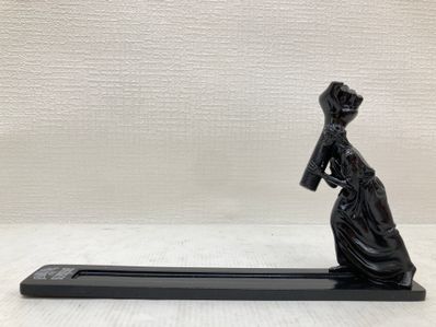 Supreme x Hardies Jesus Incense Holder Supreme x Hardies Jesus Incense Holder